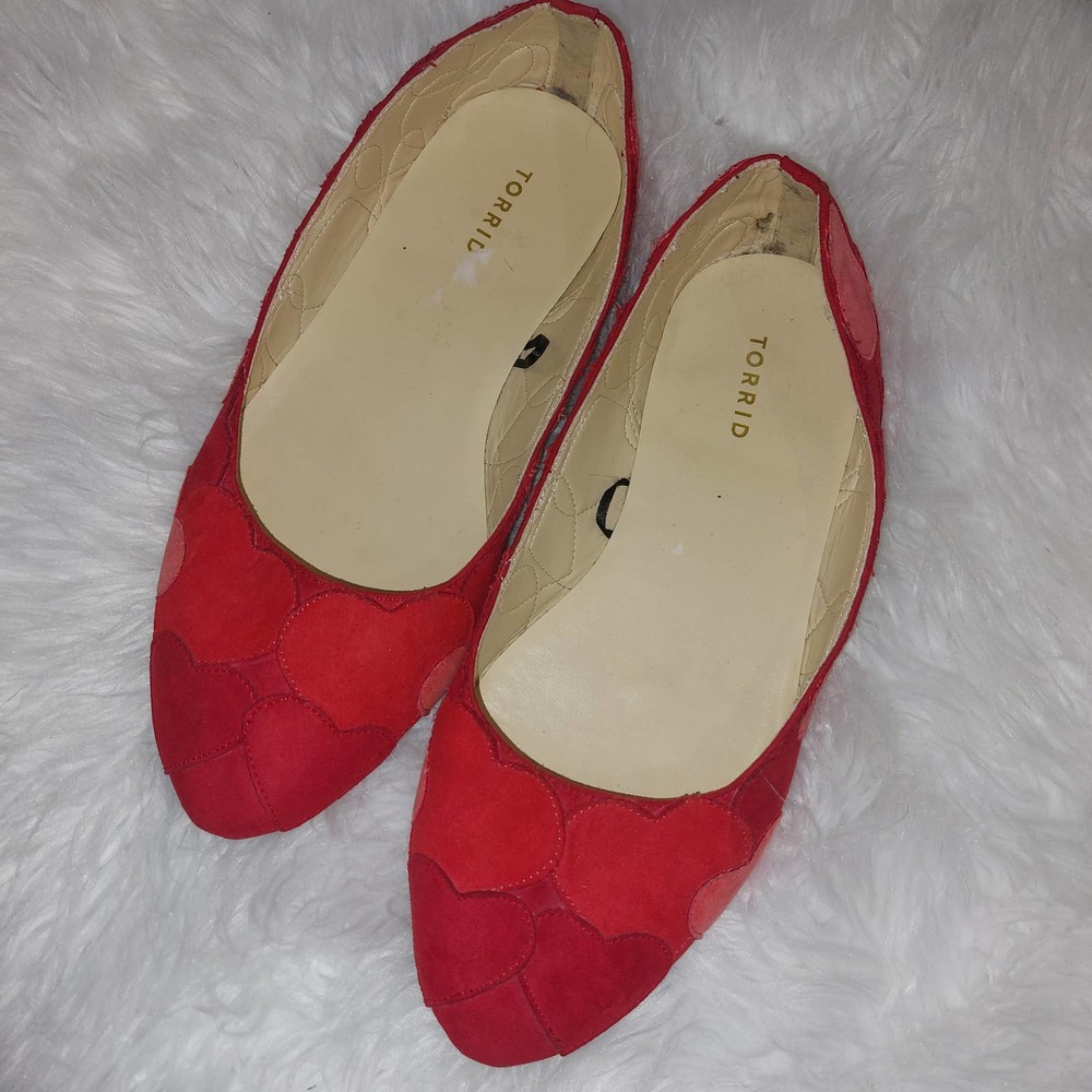 torrid Size 11 Red leather heart flats